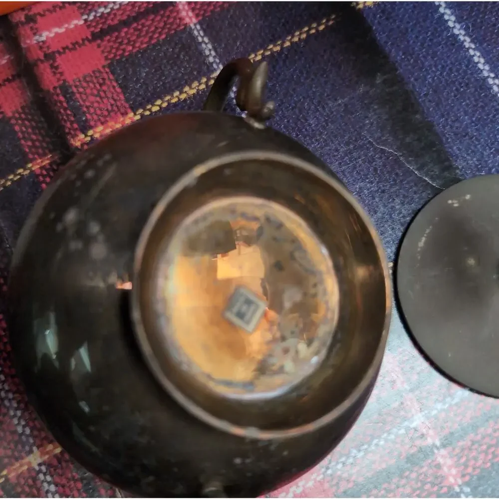 silver-plated crumb catcher mid-20th-century Vintage With Lid